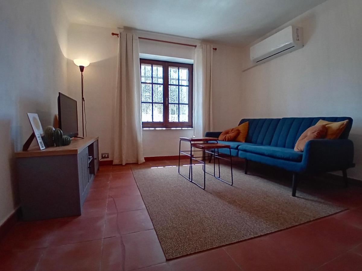 Appartamento Casa Alma Castelnuovo Magra Esterno foto